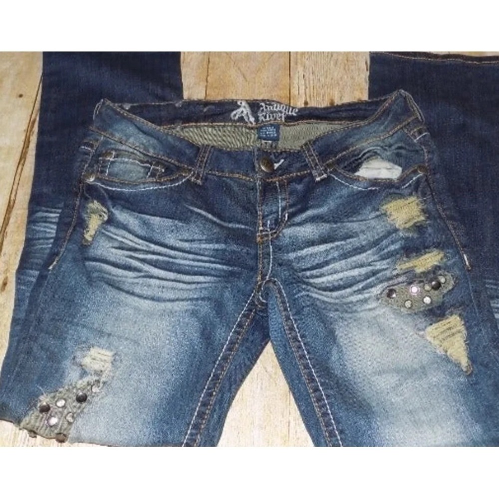 ANTIQUE RIVET Womens JRS 28 Distressed Denim Jeans From The Buckle